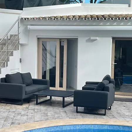 Golf Villa *